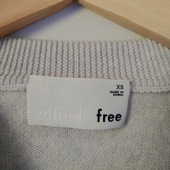 Aritzia Wilfred Sweater Caela Merino Wool Crewneck Size Small - Picture 13 of 14